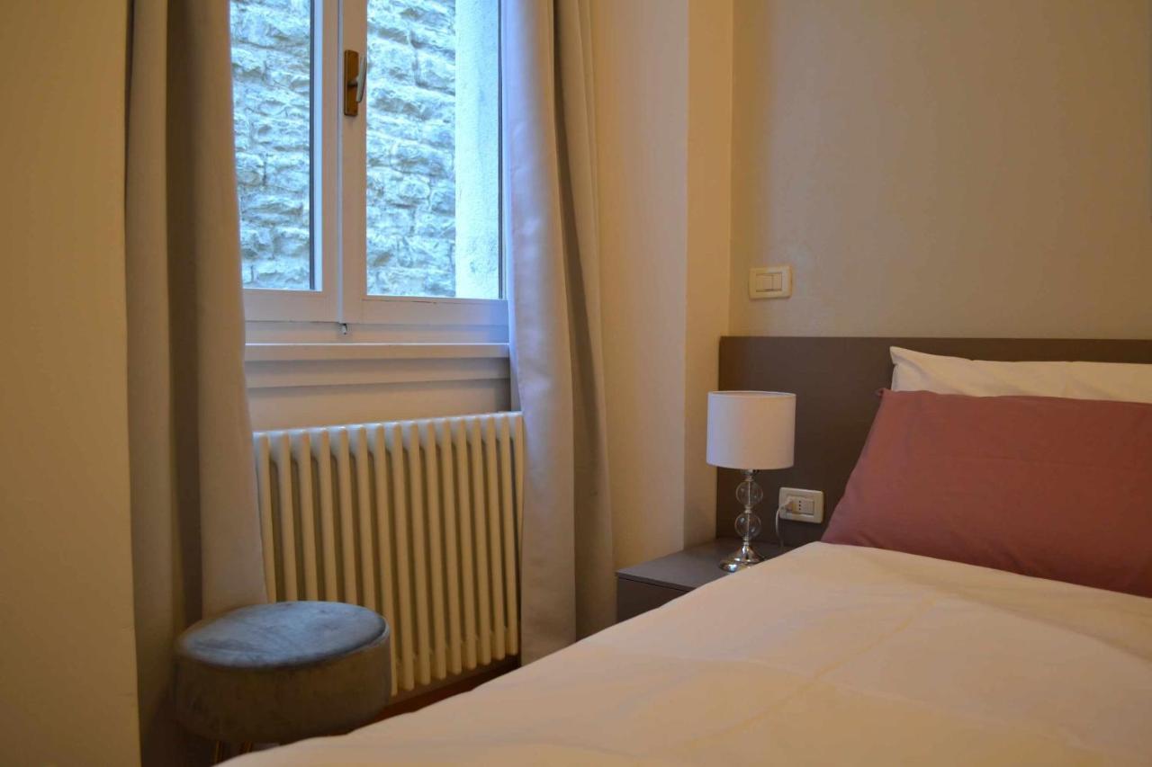 Lantica Torre Leilighet Riva del Garda Eksteriør bilde