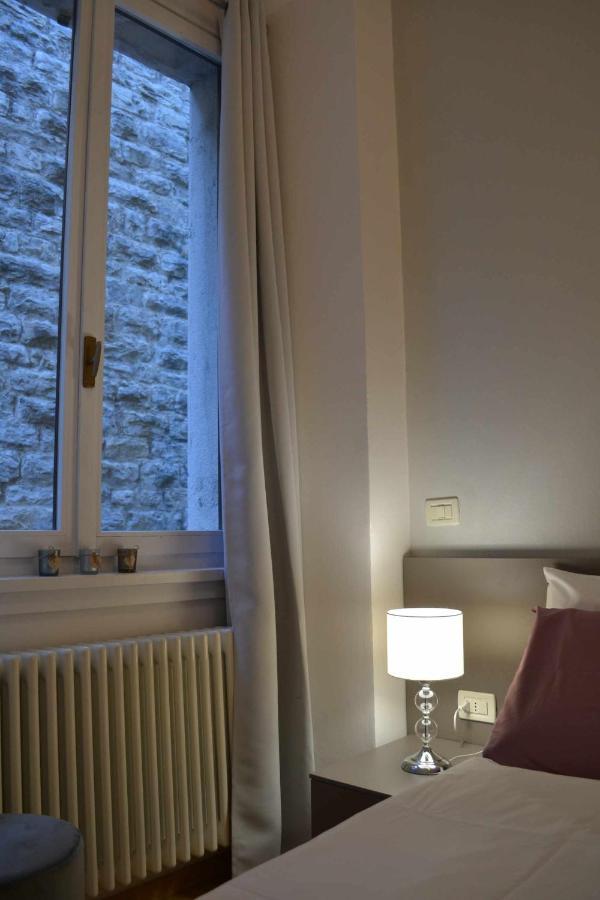Lantica Torre Leilighet Riva del Garda Eksteriør bilde