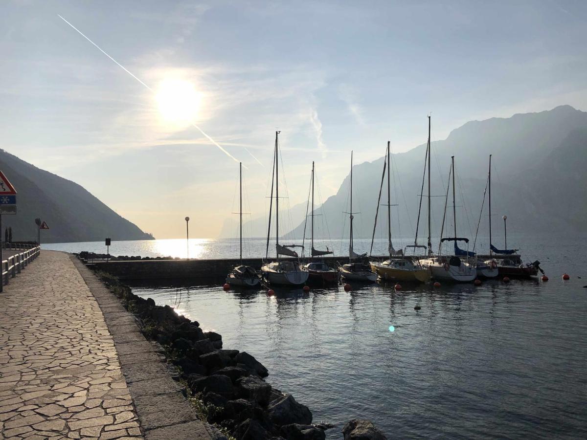 Lantica Torre Leilighet Riva del Garda Eksteriør bilde